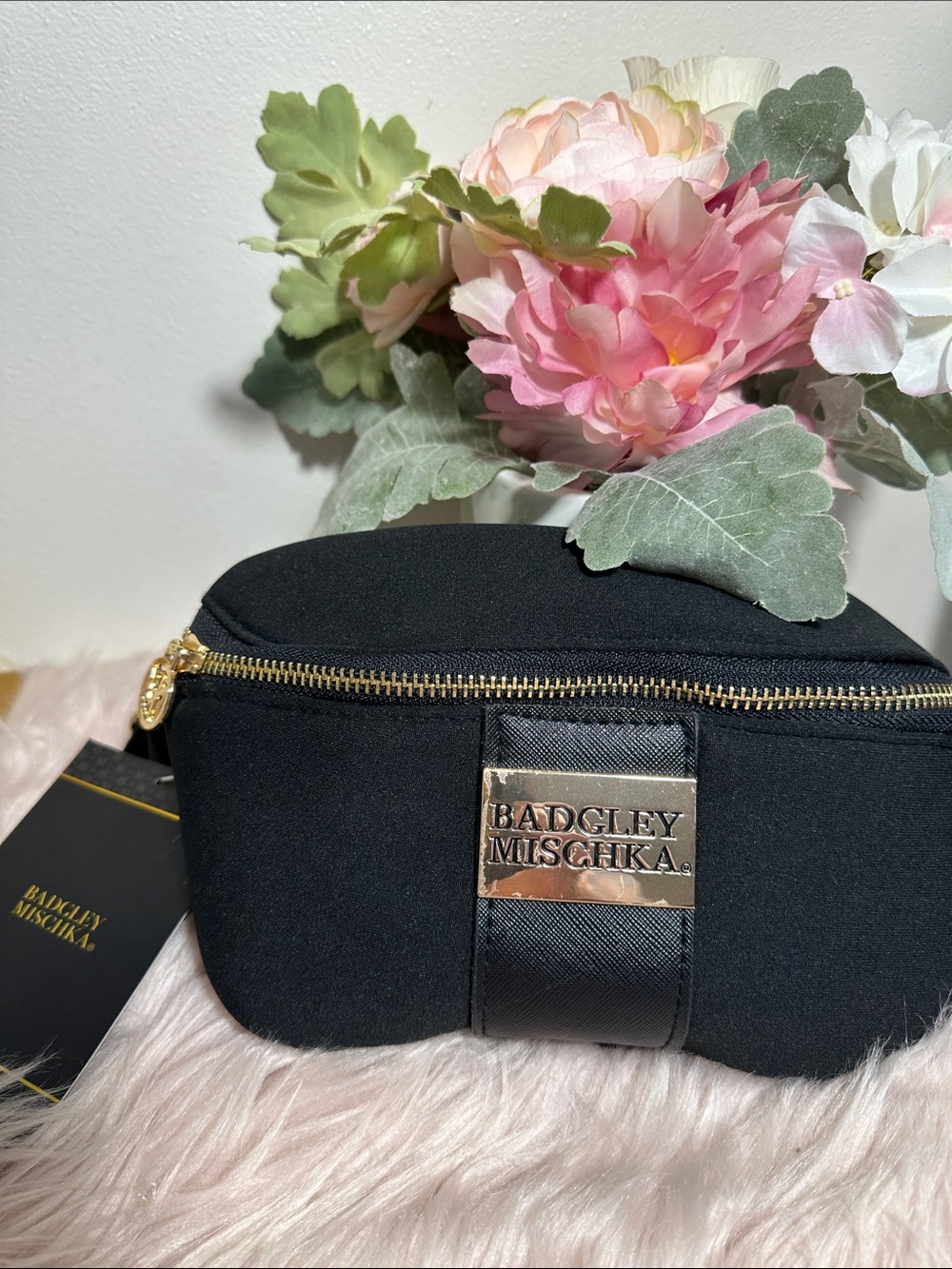Badgley Mischka Black belt bag